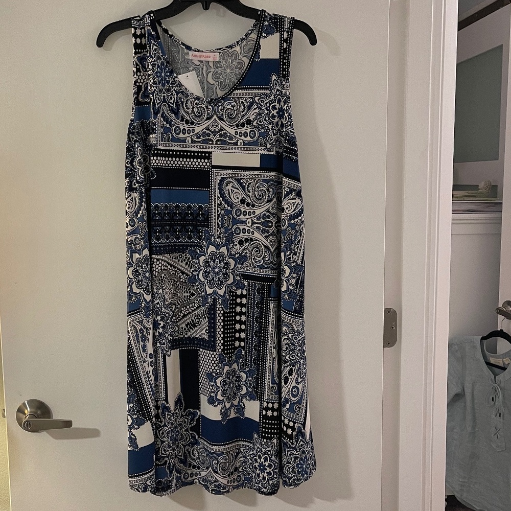 Ladies Ana & Rose Sun Dress / Sized Medium